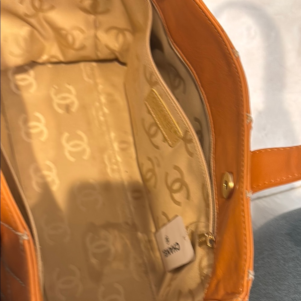 Chanel Tan Quilted Leather Tote Bag - Picture 4 of 10